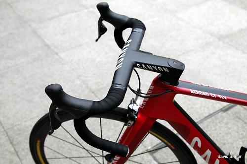 Canyon 2024 aero handlebars